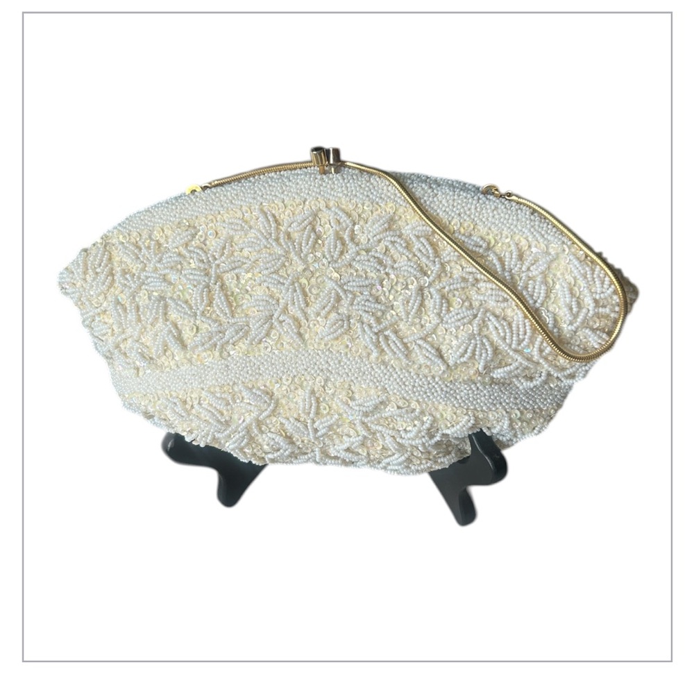 Vintage Beaded “Simpsons” Cream Clutch Purse Handcrafted Evening Bag Hong Kong
